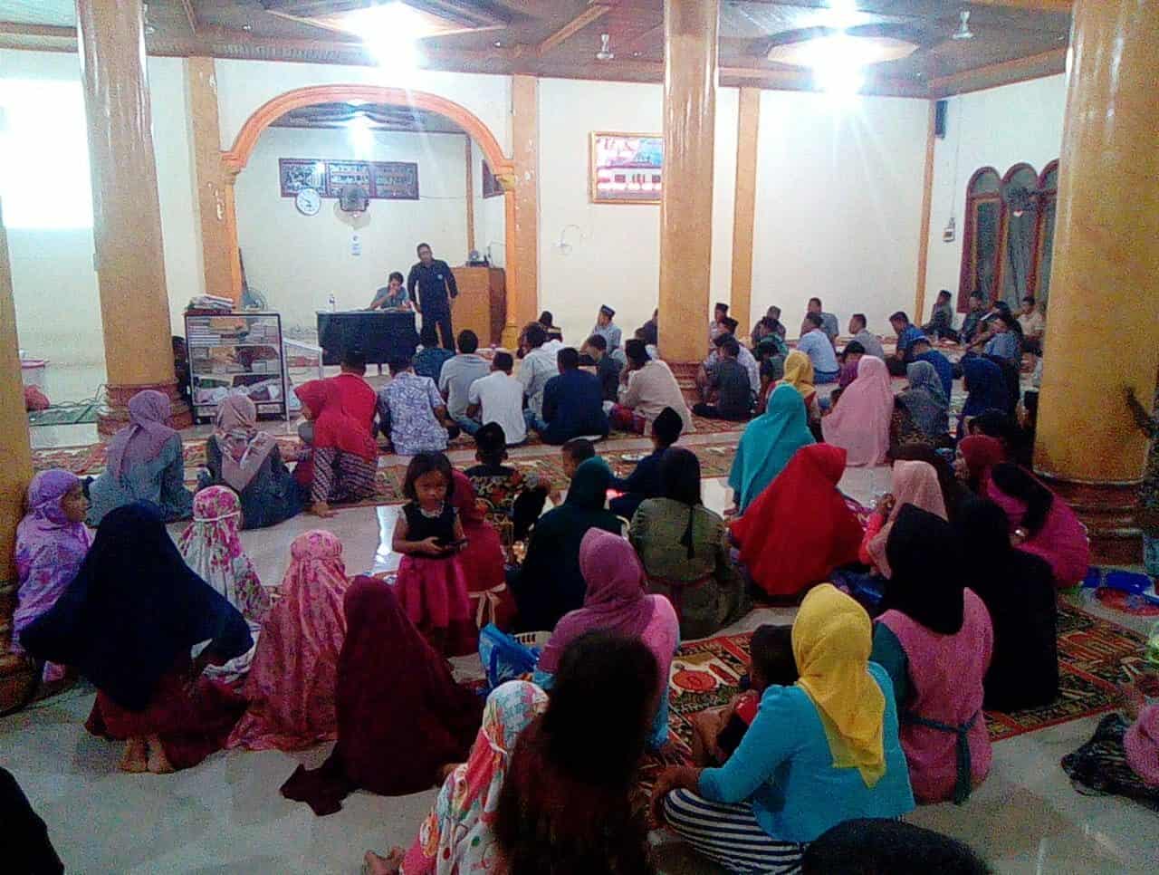Diseminasi Informasi melalui Insert Konten di Desa Ibul