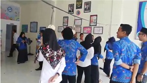 USAI UPACARA BENDERA, BNNK KUANSING GELAR LOMBA SEMARAK HUT RI KE-74