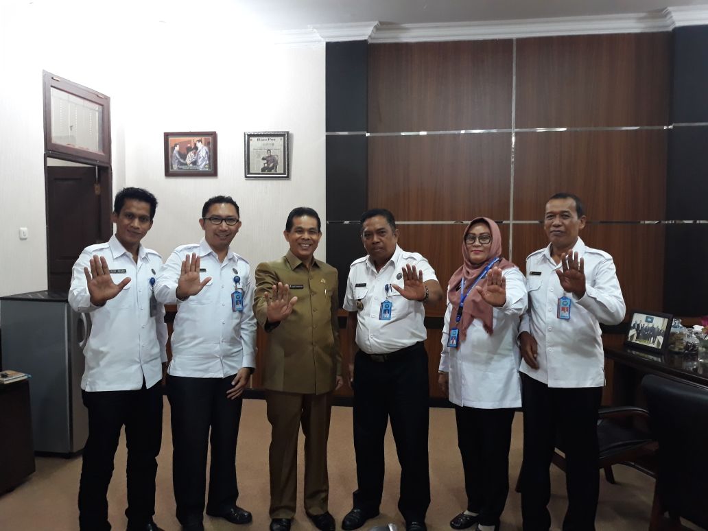 KEPALA BNNK KUANSING SILATURAHMI DENGAN SEKDA KUANSING KEPALA BNNK KUANSING SILATURAHMI DENGAN SEKDA KUANSING